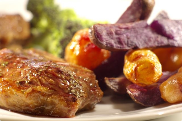 Horopito Lamb Chops with Tutaekuri Wedges and Yams