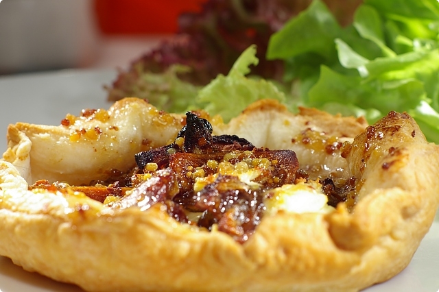 Caramelized Onion%2C Fig and Goat Cheese Tarts