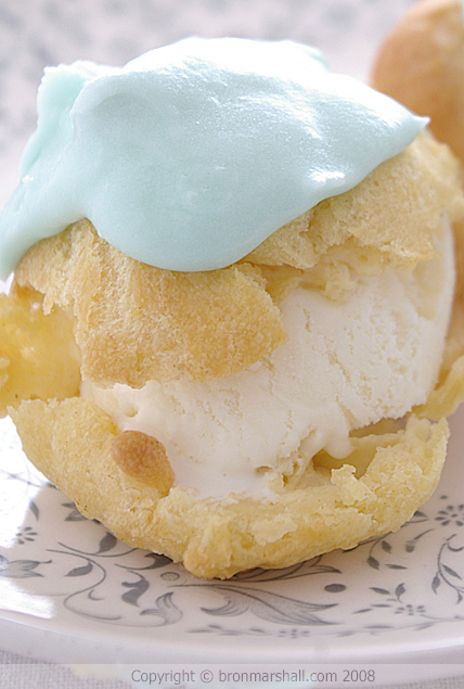 Profiteroles with Vanilla Ice Cream and Blue
Curaçao Frosting