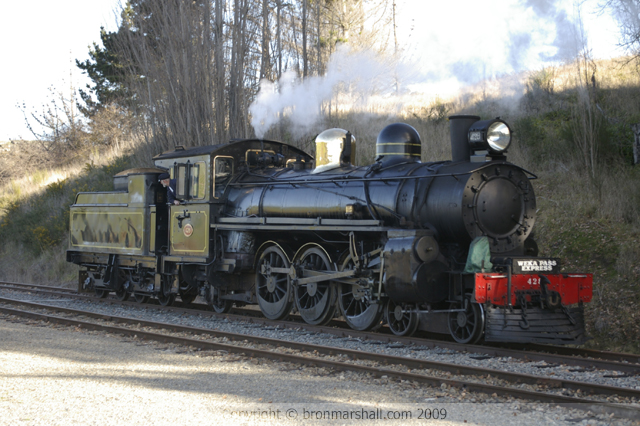 The Weka Pass Express - Waikari, North
Canterbury, New Zealand